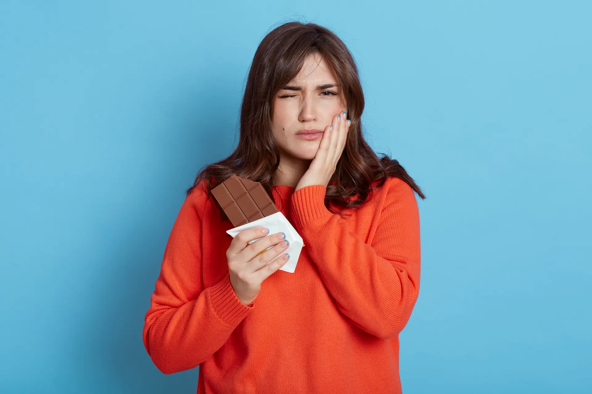 Why Do I Experience Toothache When Chewing? | Hanna Dental Implant Center