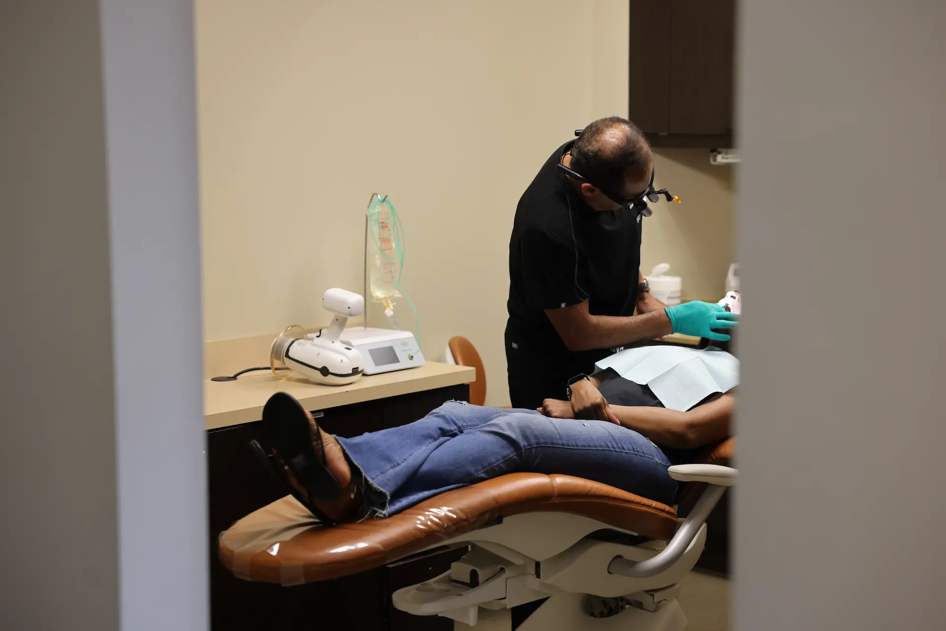 What’s the Best Bone Graft Material for Dental Implants | Hanna Dental ...