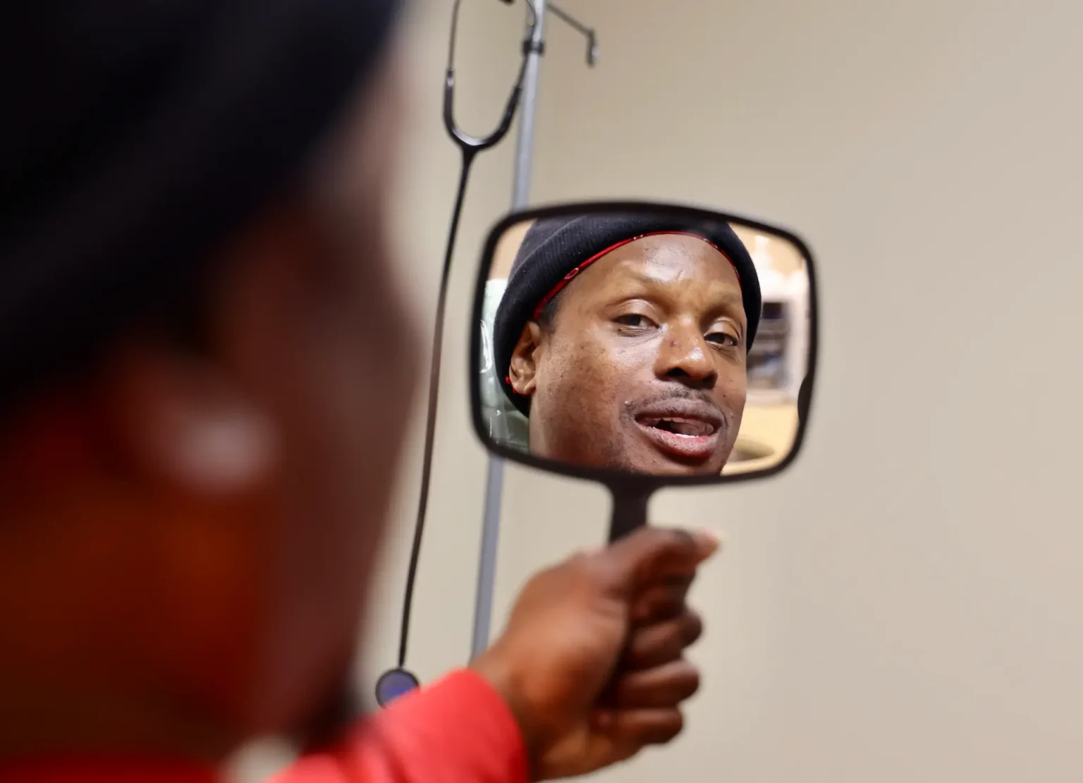 Can Dental Bridges and Implants be Combined in One Treatment?